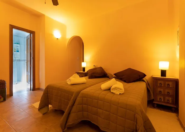 Inviting cottage in Órgiva with a private swimming pool